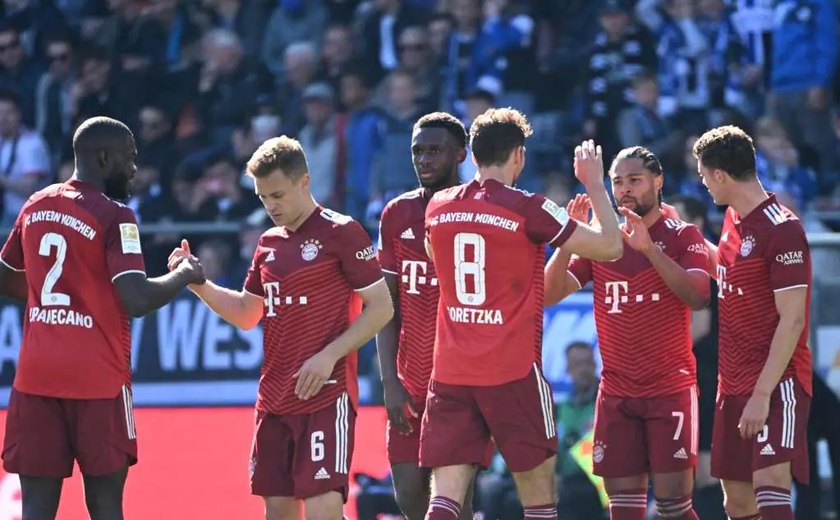 Bayern supera queda na Liga dos Campeões, bate Arminia e se aproxima de título