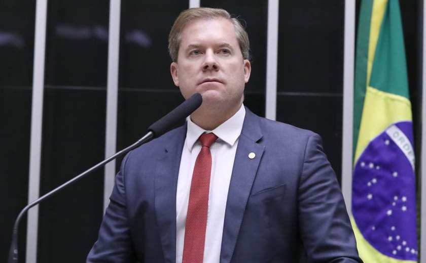 Projeto obriga o SUS a contatar idosos 3 meses depois do último atendimento