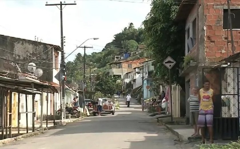 Juiz federal rejeita ação que pede realocação de moradores dos Flexais