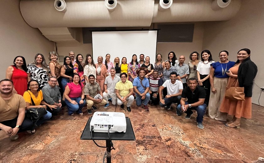 Secretaria de Relações Federativas apresenta a prefeituras Selo Município Amigo do Artesão Alagoano