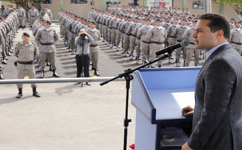 Governador cumpre promessa e forma mais uma turma da reserva técnica da Polícia Militar