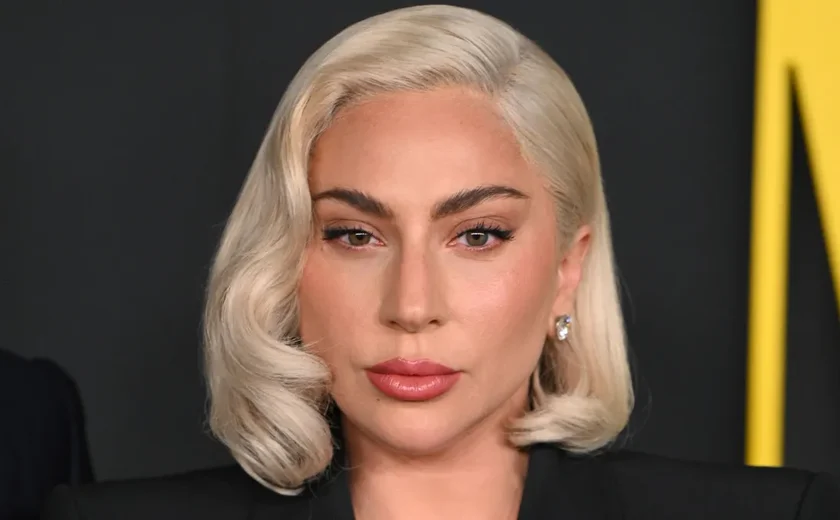 Lady Gaga revela ter se apresentado com Covid em 2022