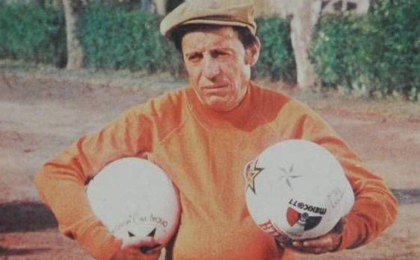 Designer cria camisa para a seleção do México em homenagem ao Chaves