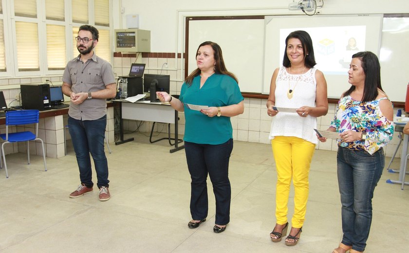 Coordenadores pedagógicos participam de formação do Programa Aprende mais Alagoas