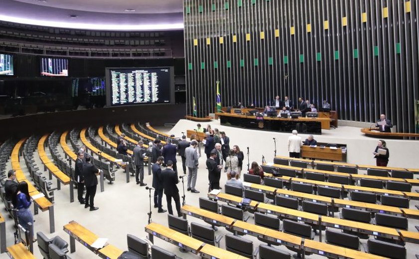 Muito além do projeto pela anistia: Câmara tem mais de mil pedidos de urgência