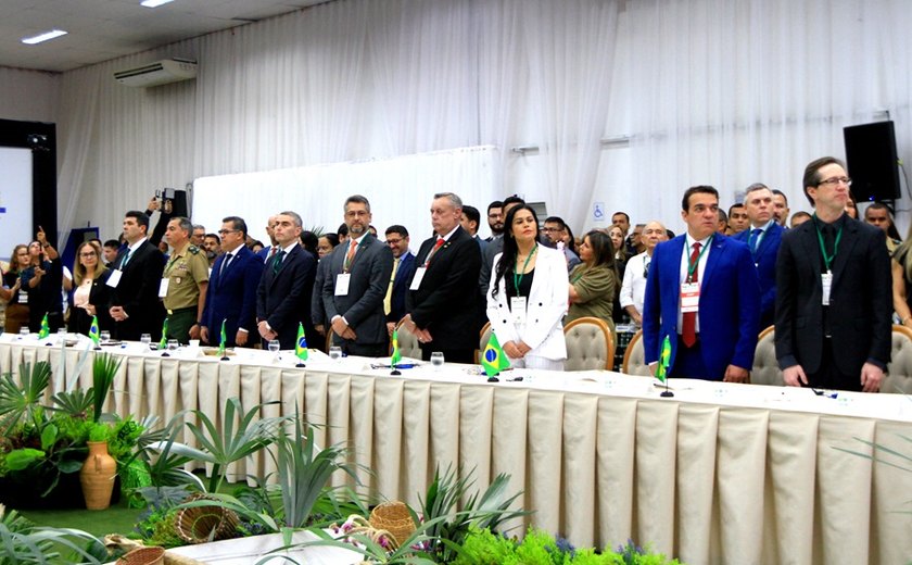 Comissão Brasil-França discute criação de 'Fronteiras Solidárias'