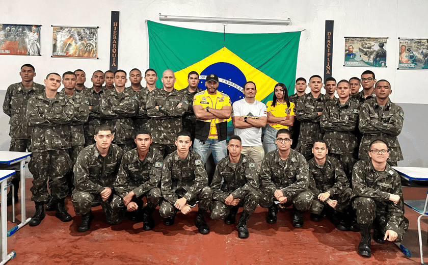 SMTT Penedo leva palestra de segurança no trânsito aos atiradores do Tiro de Guerra