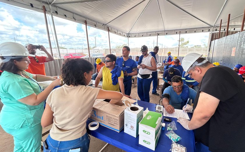Saúde de Maceió realiza ação preventiva para trabalhadores da construção civil