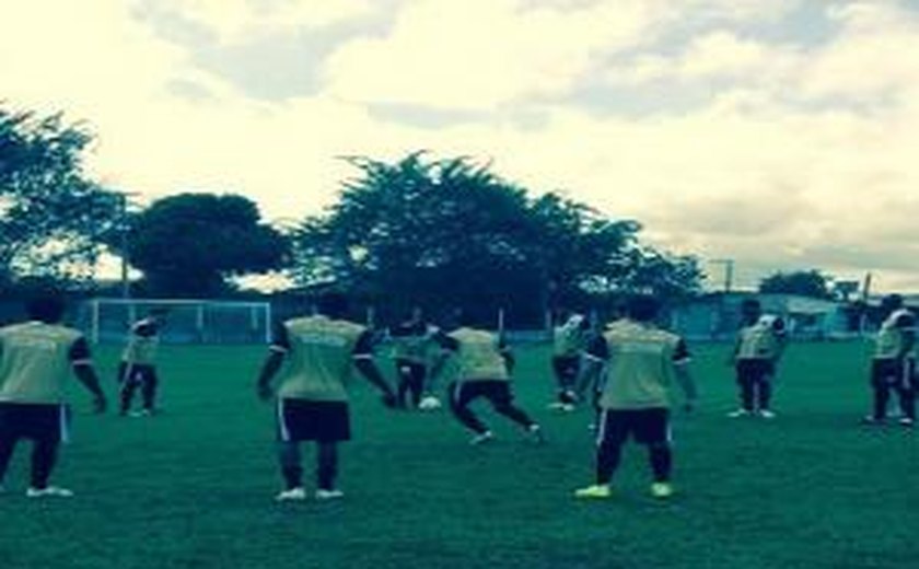 Focados no jogo contra o Águia, alvinegros treinaram em Marabá