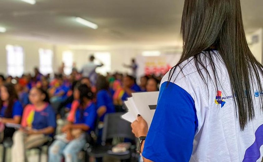 Duzentos estudantes participam de aulão preparatório para as provas do Saeb em Traipu