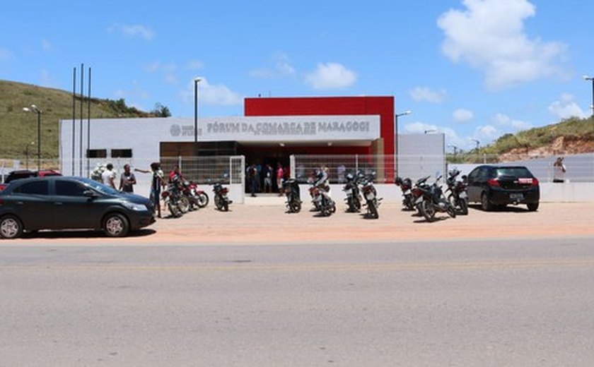 Ex-marido agride mulher no estacionamento do Fórum de Maragogi