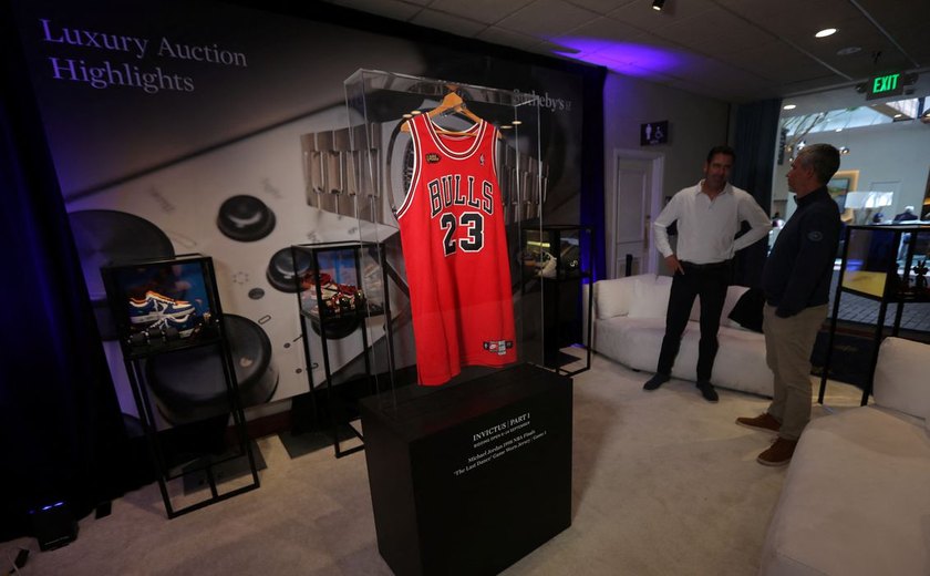 Chicago Bulls dispensa jogadores menos de dois dias após contratação na NBA