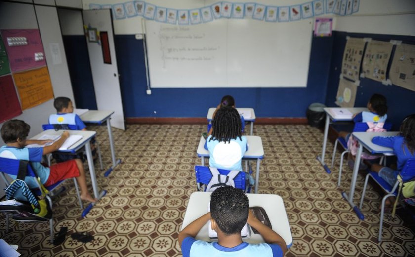 ONG Ação Educativa lança edital para projetos de igualdade de gênero