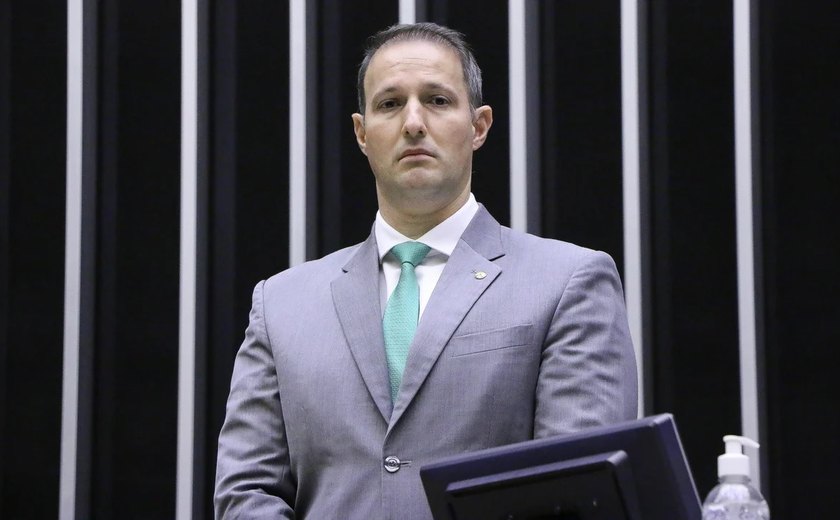 Salário de Derrite e secretários de SP passam de R$ 50 mil com penduricalhos