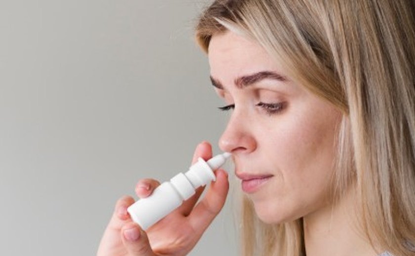 Você faz lavagem nasal em casa? Veja os erros mais comuns e como evitá-los