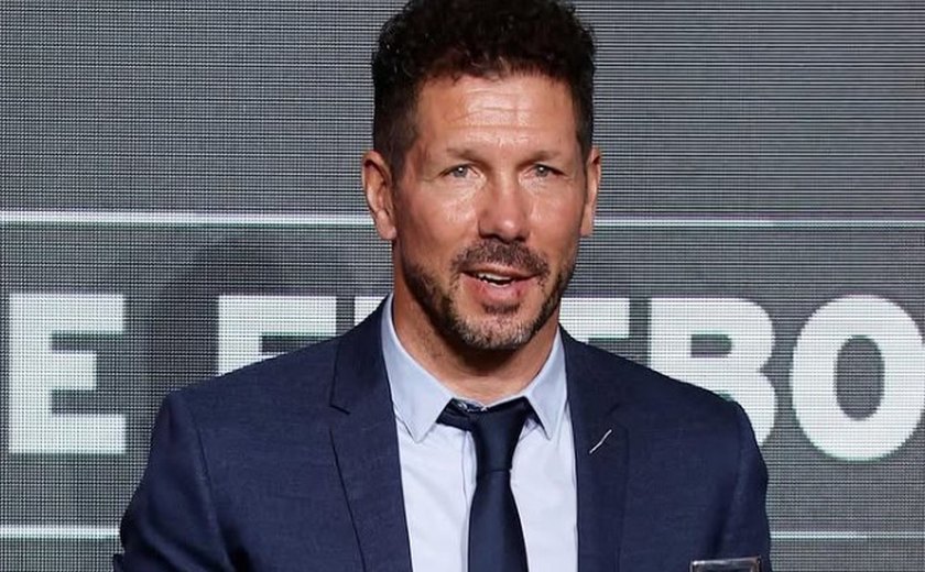 Simeone prevê jogo divertido no duelo com Barcelona e exalta Raphinha: 'Tem coragem e estilo'