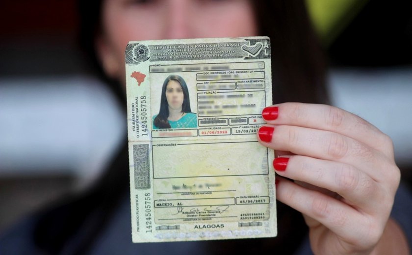 Detran/AL informa: agendamentos para entrega de documentos e exames teóricos de habilitação já estão disponíveis
