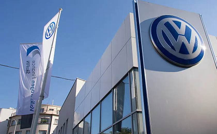 Seat, da Volkswagen, interrompe operações em fábrica na Espanha por apagão de energia