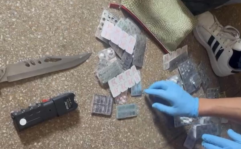 Caso Claudia Pollyane: Polícia Civil apreende medicamentos controlados em residência ligada a clínica investigada