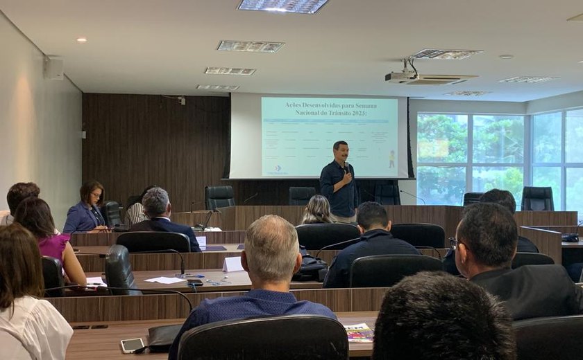SMTT é destaque em encontro estadual sobre trânsito