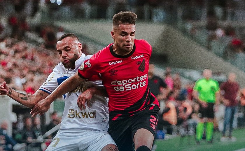 Athletico-PR e Fortaleza empatam e continuam em má fase no Brasileirão