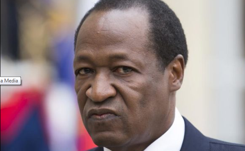 Ex-presidente de Burkina Faso é condenado à prisão por assassinar antecessor