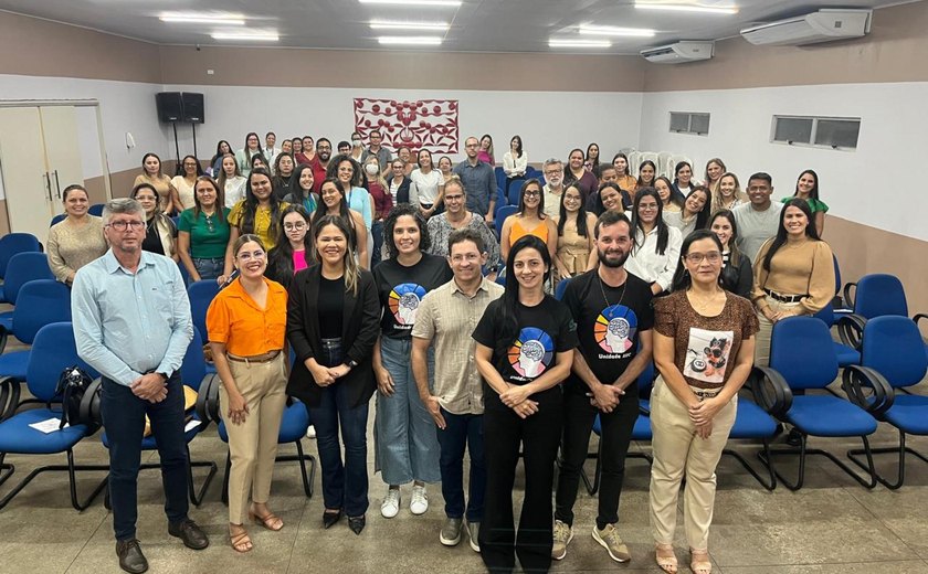 Hospital de Emergência do Agreste capacita técnicos municipais sobre fluxo de atendimento da Unidade de AVC
