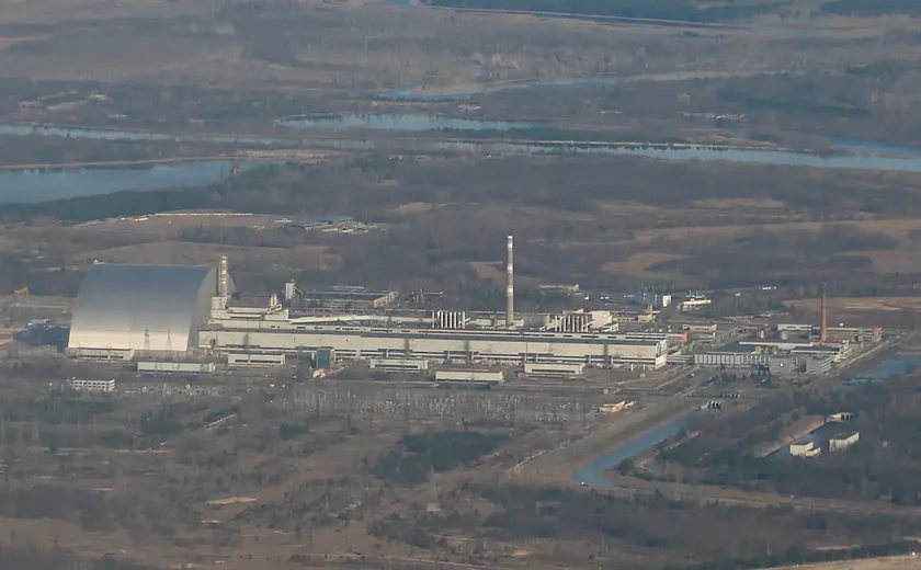 Giro internacional: usina nuclear de Chernobyl sofre ataque de drone