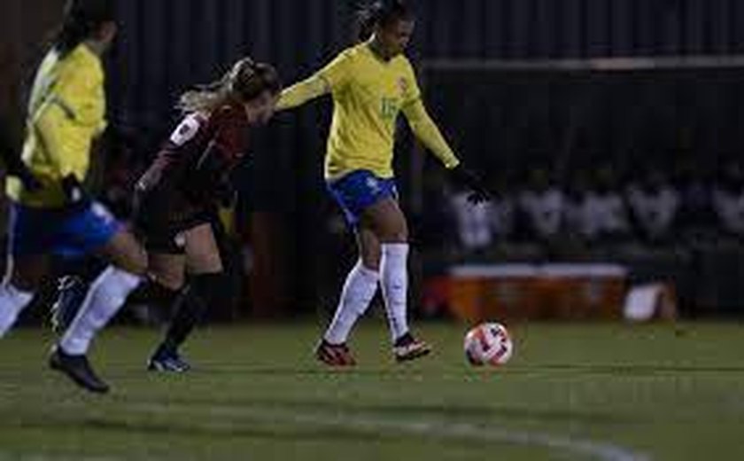 Seleção feminina perde para Canadá em segundo amistoso pós-Copa