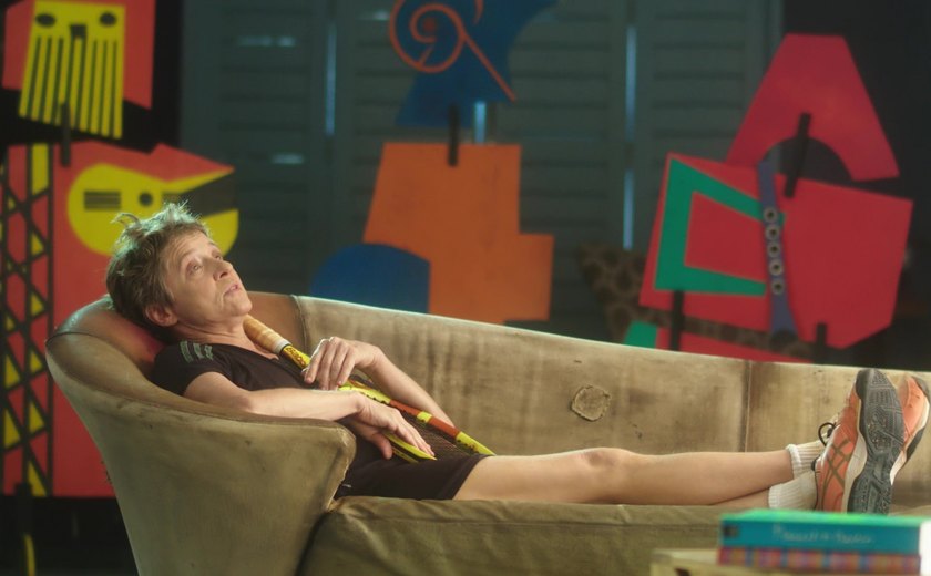 Cris Braun se inspira em clássicos do cinema experimental em single e clipe que anunciam novo disco