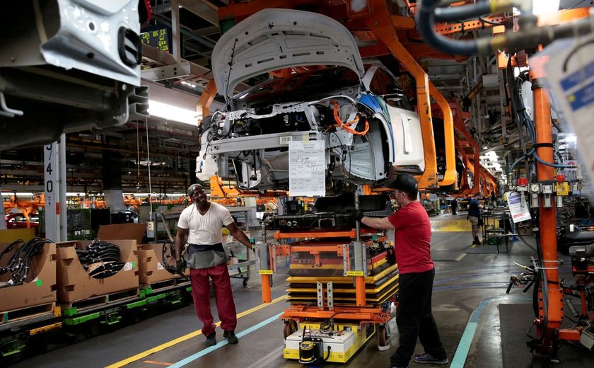 Produção industrial brasileira cresce 1,2%