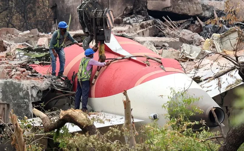 Mortos em acidente aéreo na Índia sobem para 279, diz mídia