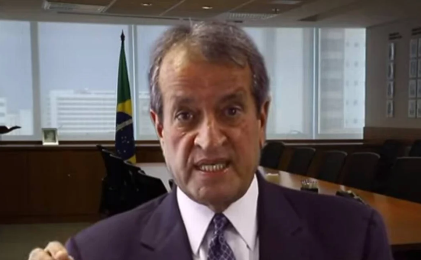 PL diz que vai entrar com ação para que TSE desconsidere votos de urnas antigas