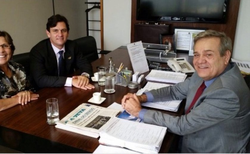 Prefeita defende Pacto Federativo e busca mais projetos
