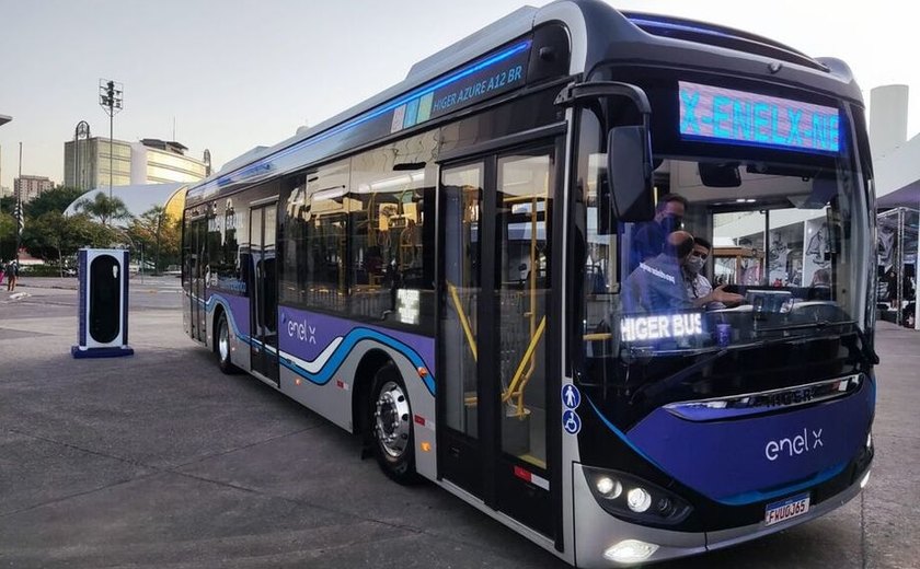 Grupo chinês Higer Bus vai abrir fábrica de ônibus elétrico no Ceará