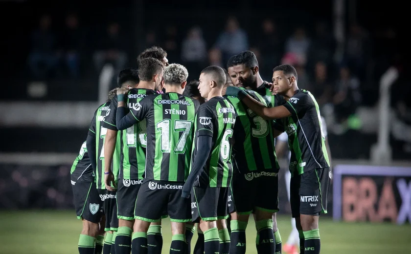 Em jogo paralisado por suspeita de racismo, Operário-PR vence América-MG pela Série B
