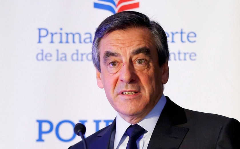 Pesquisa indica vitória de Fillon sobre Le Pen em eleição presidencial da França