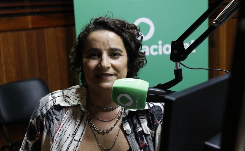Jornalista da EBC, Luciana Zogaib é eleita Melhor Narradora de 2024