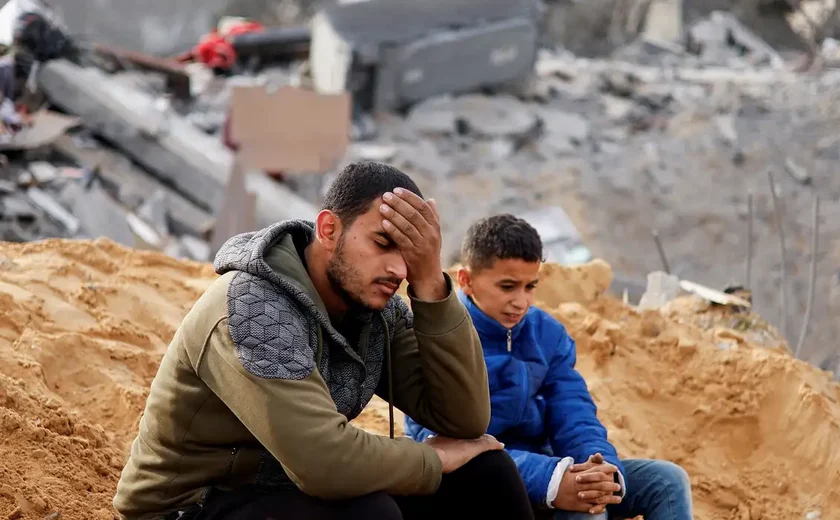 Hamas deixa o Cairo após conversas sobre cessar-fogo e diz que 'bola está com Israel'