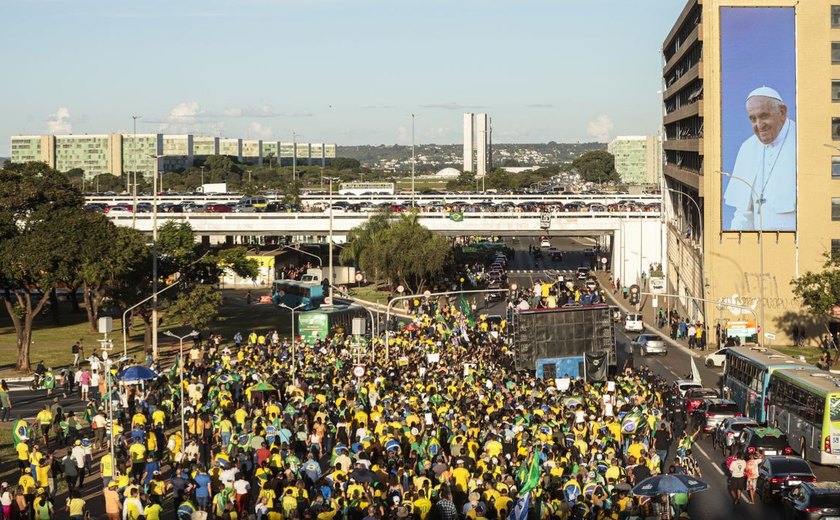 Manifestação em Brasília pede anistia a golpistas