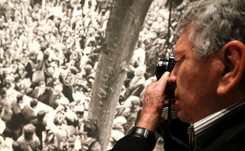 Exposição traz fotos de Evandro Teixeira nos 50 anos de golpe no Chile