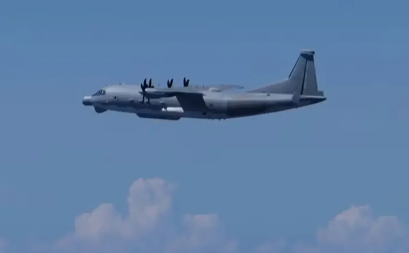 Japão aciona caças após violação de seu espaço aéreo por avião chinês