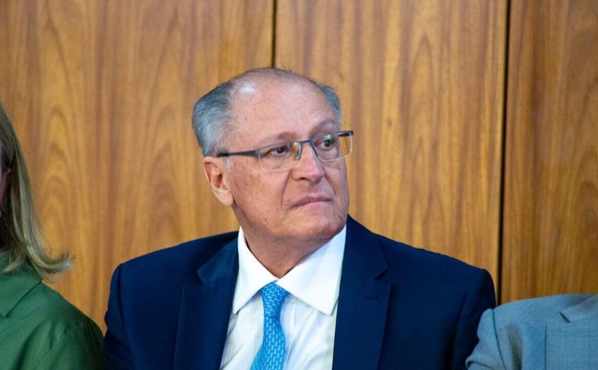 Alckmin inaugura navio de guerra e defende indústria naval como vetor de desenvolvimento