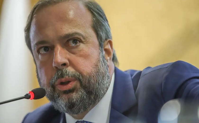 Ministro de Minas e Energia defende exploração na Margem Equatorial e pede celeridade ao Ibama