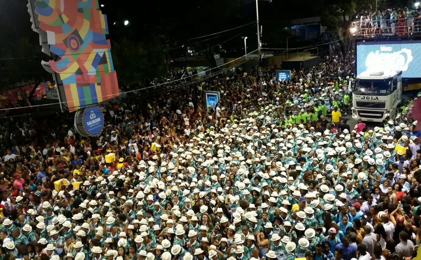 Bloco Hip Hop Nova Saga completa dez anos e anima carnaval de Salvador