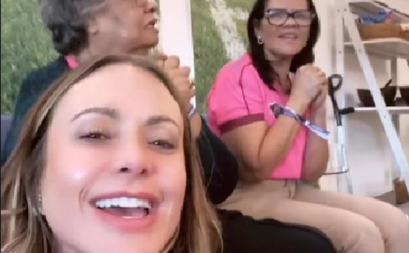 Primeiras-damas do Flu se reúnem no Maracanã: 'mulheres adoradas' diz esposa de Felipe Melo