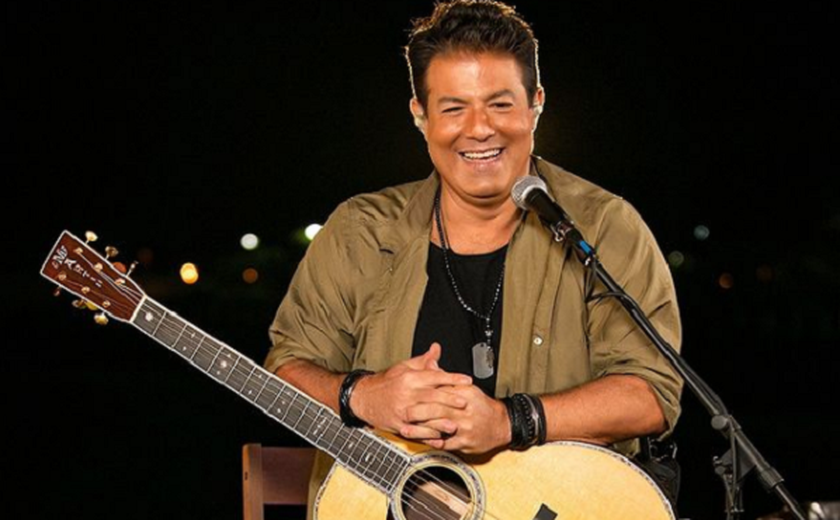 Alex Cohen promove single a figura paterna