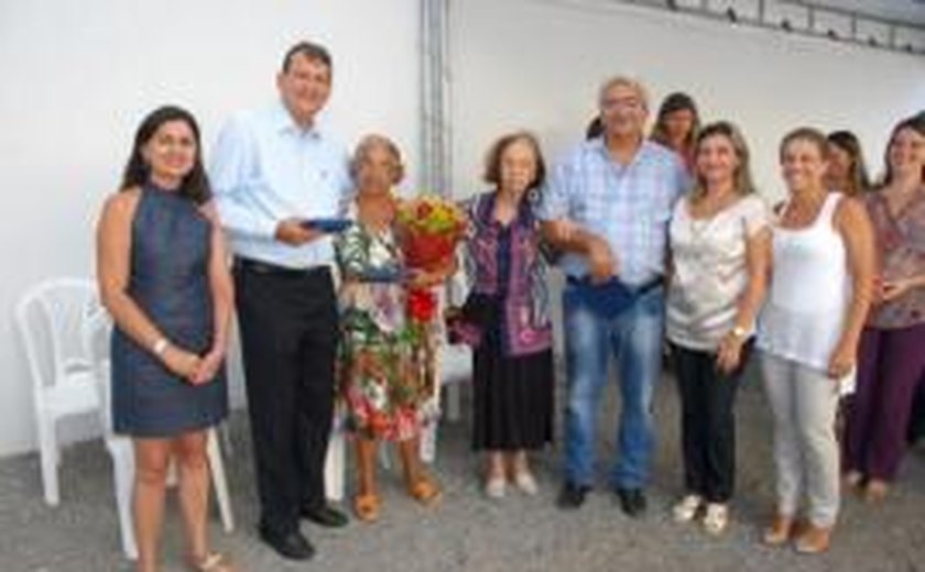 DAF homenageia profissionais que contribuíram com a Assistência Farmacêutica em Alagoas
