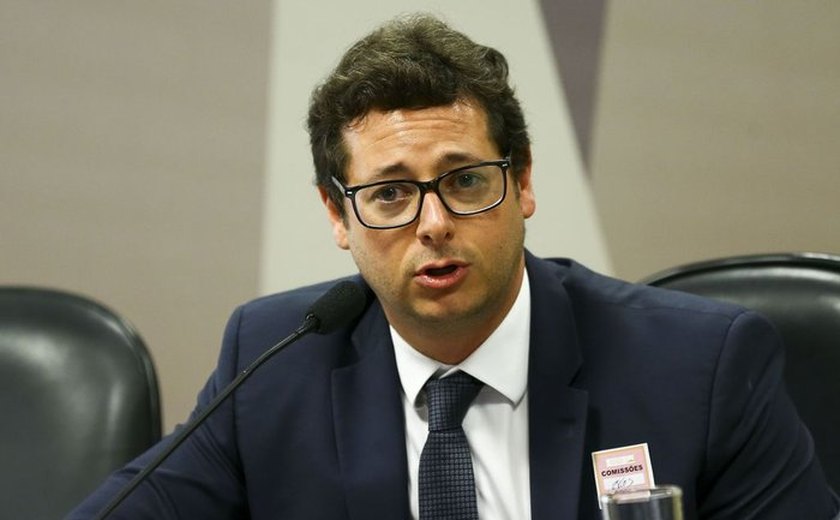Determinei a distribuição da verba para campanhas publicitárias, diz Wajngarten