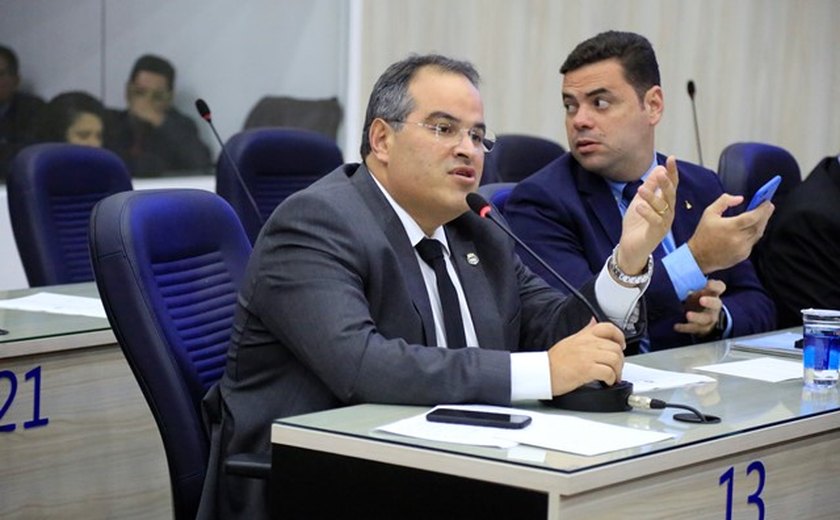 Câmara aprova projeto de Samyr Malta que garante máscara gratuita para população carente da capital
